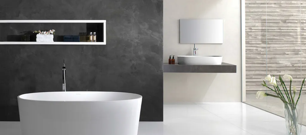 Bathroom with natural stone surfaces